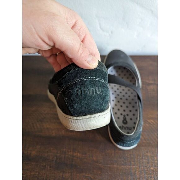 Ahnu Women's Mary Jane Style Slip-on Shoes - Size 7 - Picture 5 of 10